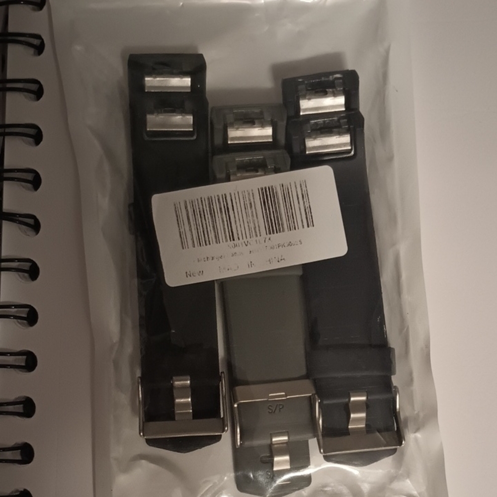 BRAND NEW Fit Bit Zla Charge 2 Watch Bands